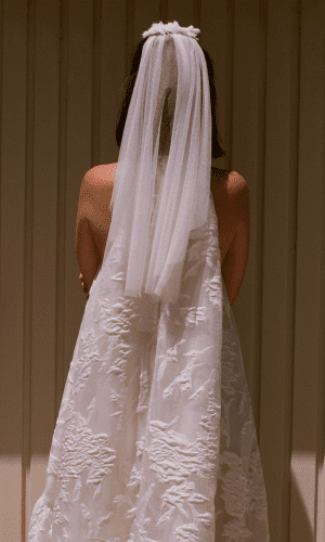 Square - Voile de mariée court en tulle à motifs micro-losanges + Peigne de mariée